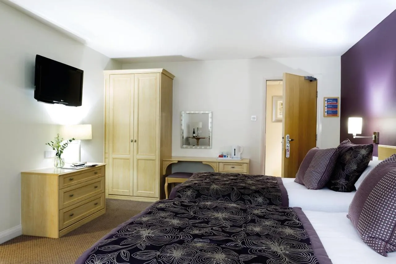 Burntwood Court Hotel Барнсли 5*,